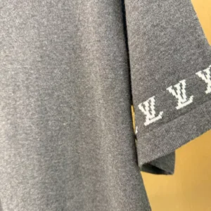 Louis Vuitton Signature Short-Sleeved Cotton Crewneck - LT125