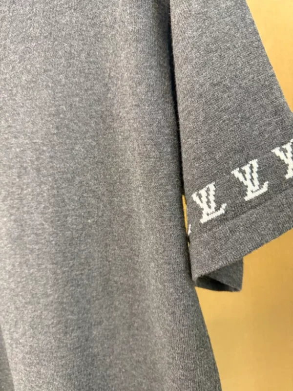 Louis Vuitton Signature Short-Sleeved Cotton Crewneck - LT125