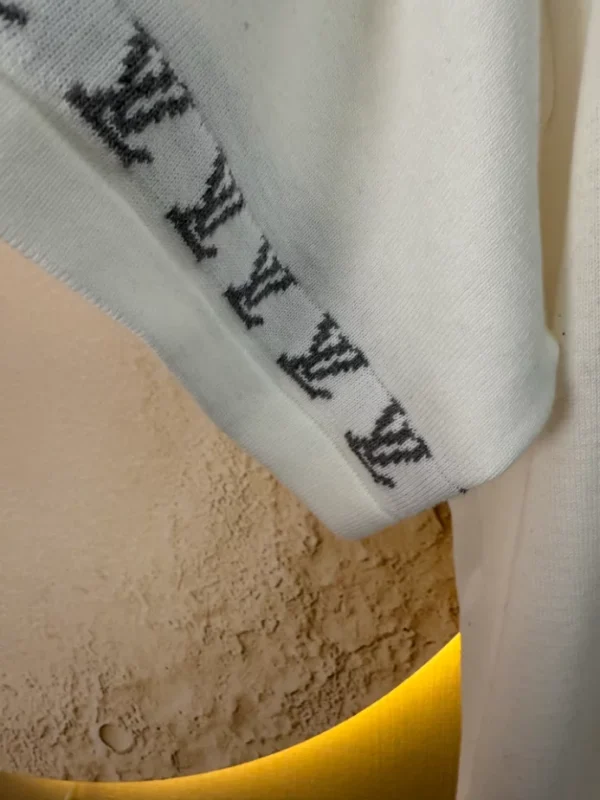 Louis Vuitton Signature Short-Sleeved Cotton Crewneck - LT126