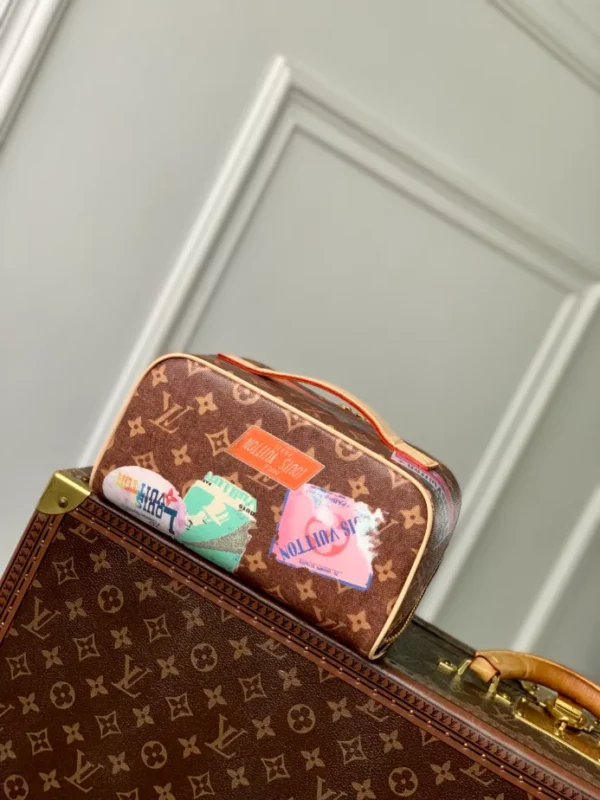 Louis Vuitton Toiletry Bag 2 compartments - LCP031