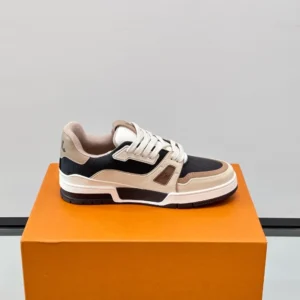 Louis Vuitton Trainer Outdoor Sneaker - LS302