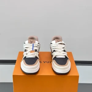 Louis Vuitton Trainer Outdoor Sneaker - LS302