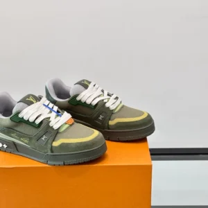 Louis Vuitton Trainer Outdoor Sneaker - LS303