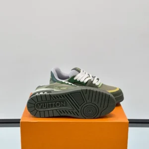 Louis Vuitton Trainer Outdoor Sneaker - LS303