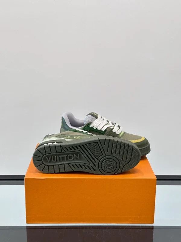 Louis Vuitton Trainer Outdoor Sneaker - LS303