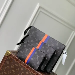 Louis Vuitton Trio Toilet Pouch Mon Monogram - LCP027