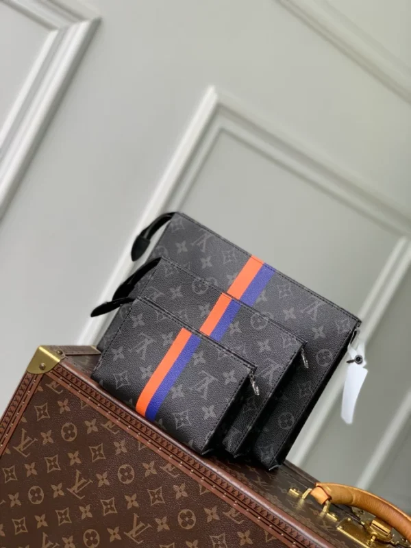 Louis Vuitton Trio Toilet Pouch Mon Monogram - LCP027