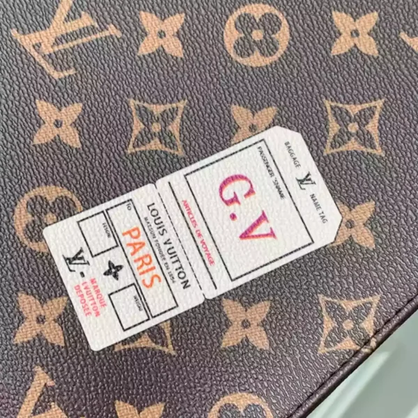 Louis Vuitton Trio Toilet Pouch Mon Monogram - LCP028