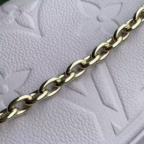 Louis Vuitton Wallet On Chain Ivy - LH113