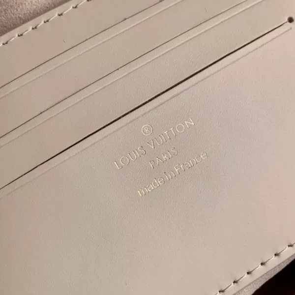 Louis Vuitton Wallet On Chain Ivy - LH114