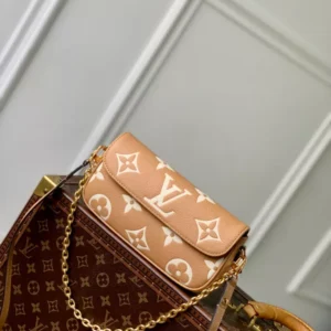 Louis Vuitton Wallet On Chain Ivy - LH87