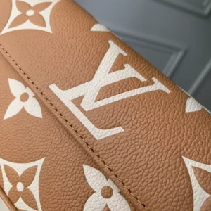 Louis Vuitton Wallet On Chain Ivy - LH87