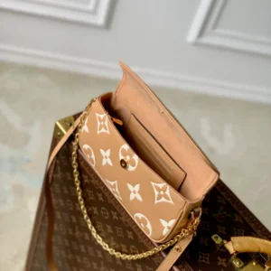 Louis Vuitton Wallet On Chain Ivy - LH87