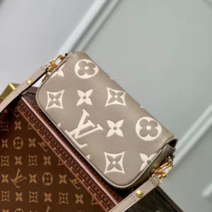 Louis Vuitton Wallet On Chain Ivy - LH88