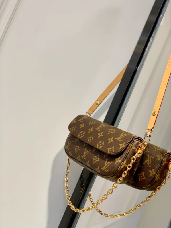 Louis Vuitton Wallet On Chain Ivy - LH89