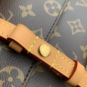 Louis Vuitton Wallet On Chain Ivy - LH89
