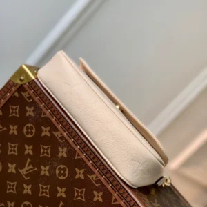 Louis Vuitton Wallet On Chain Ivy - LH91