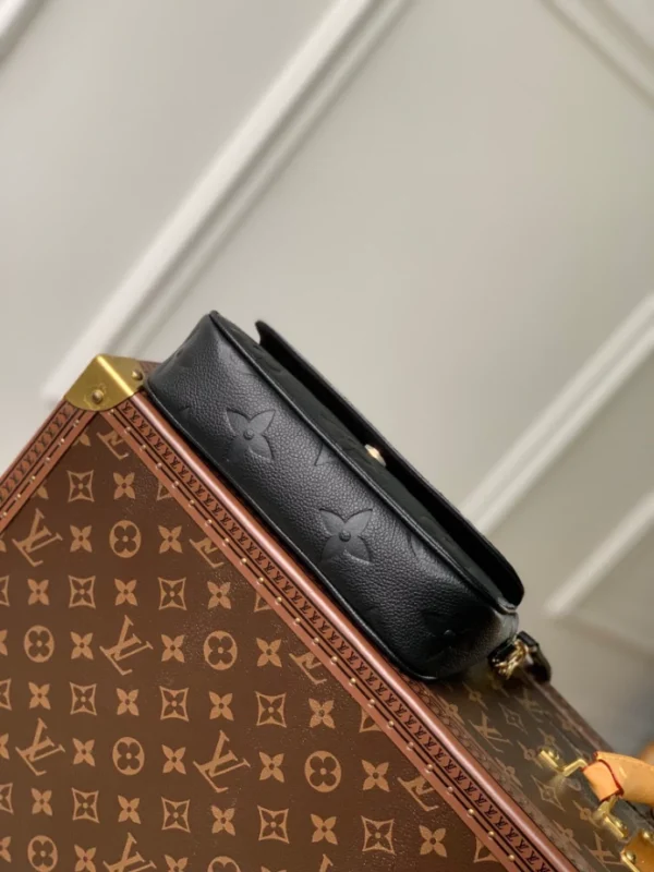 Louis Vuitton Wallet On Chain Ivy - LH92