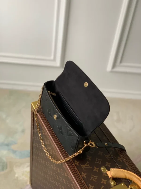 Louis Vuitton Wallet On Chain Ivy - LH92