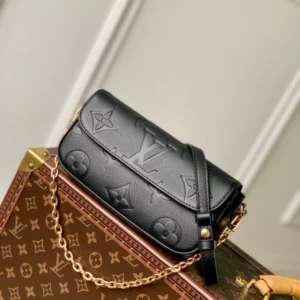 Louis Vuitton Wallet On Chain Ivy - LH92