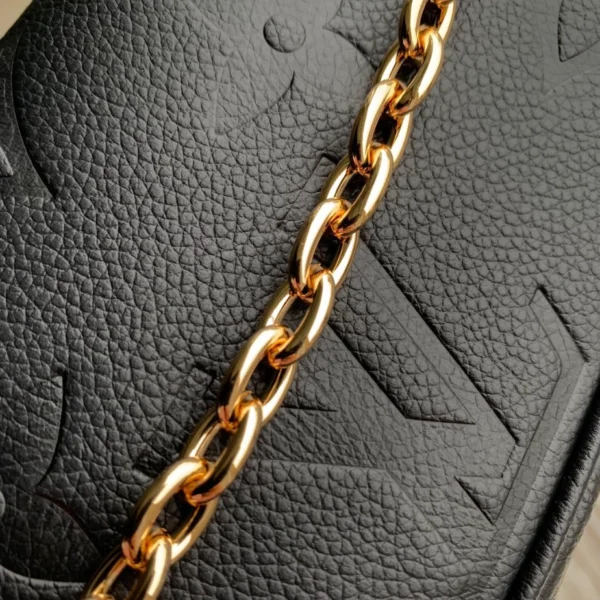 Louis Vuitton Wallet On Chain Ivy - LH92