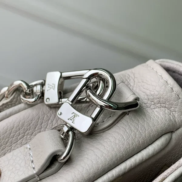 Louis Vuitton Wallet On Chain Ivy - LH93