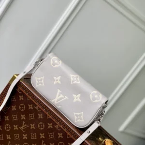 Louis Vuitton Wallet On Chain Ivy - LH93
