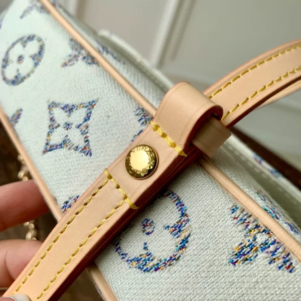 Louis Vuitton Wallet On Chain Ivy - LH95