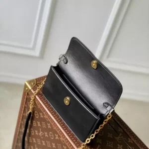 Louis Vuitton Wallet On Chain LV Bloom - LH102