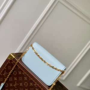 Louis Vuitton Wallet On Chain LV Bloom - LH103
