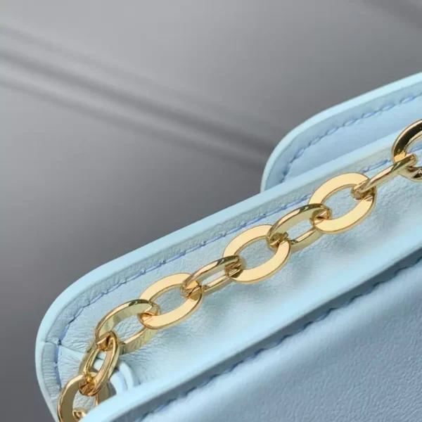 Louis Vuitton Wallet On Chain LV Bloom - LH103