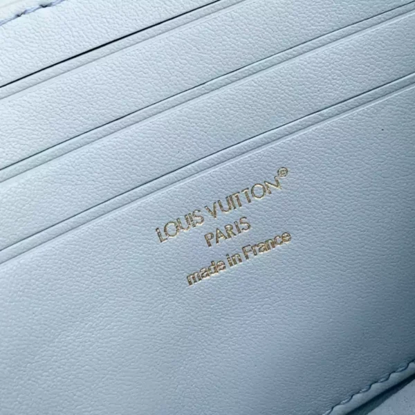 Louis Vuitton Wallet On Chain LV Bloom - LH103