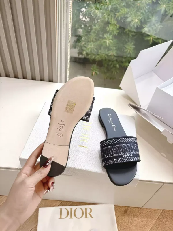 Dior Slippers - SD33