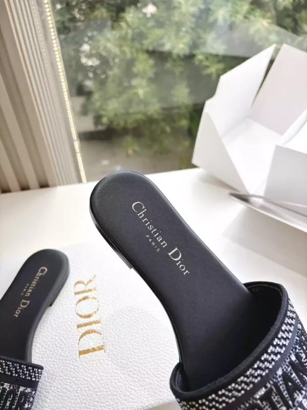 Dior Slippers - SD33