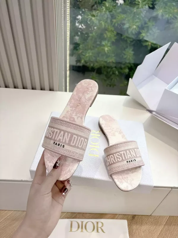 Dior Slippers - SD36