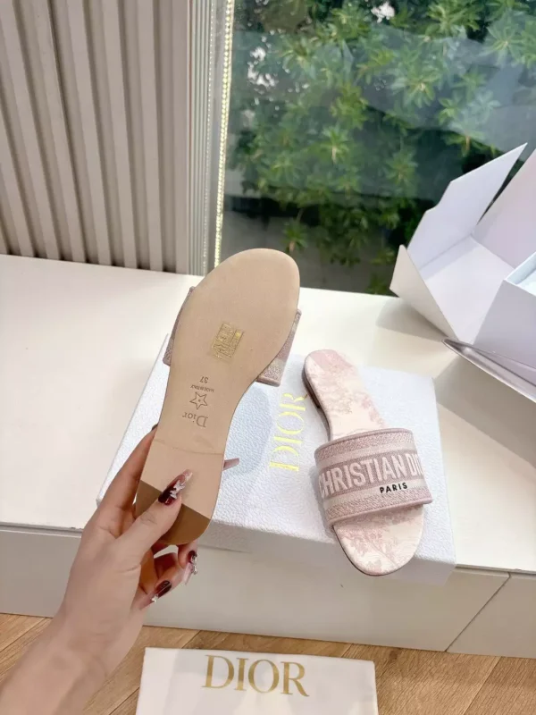 Dior Slippers - SD36