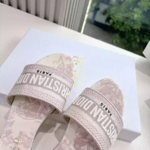 Dior Slippers - SD36