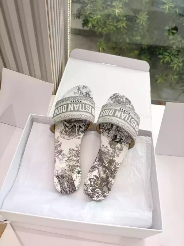 Dior Slippers - SD37