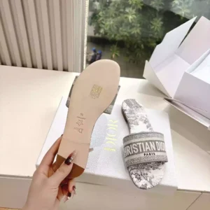 Dior Slippers - SD37