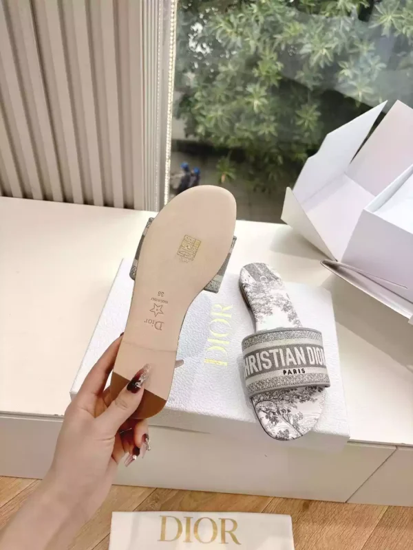 Dior Slippers - SD37
