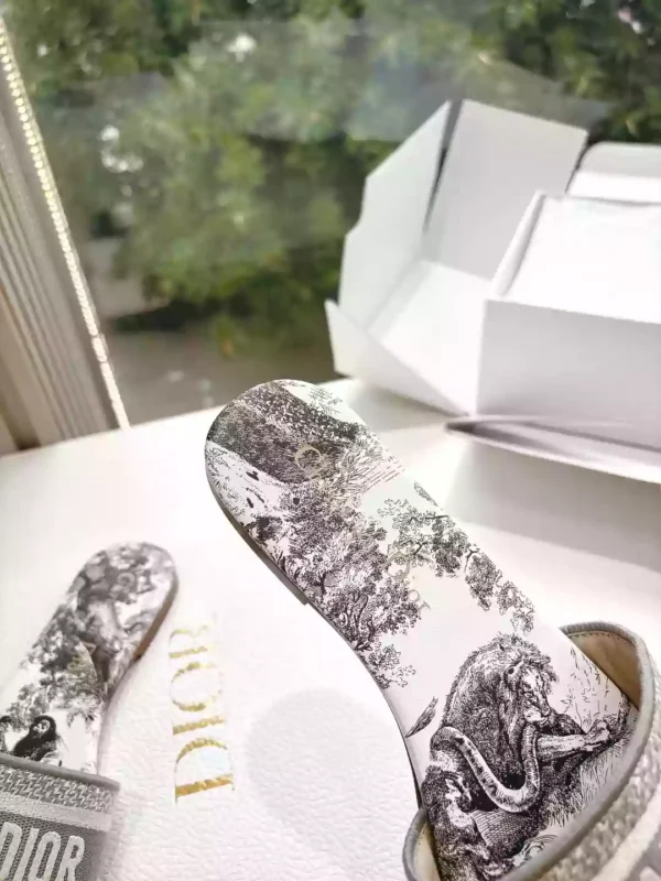 Dior Slippers - SD37