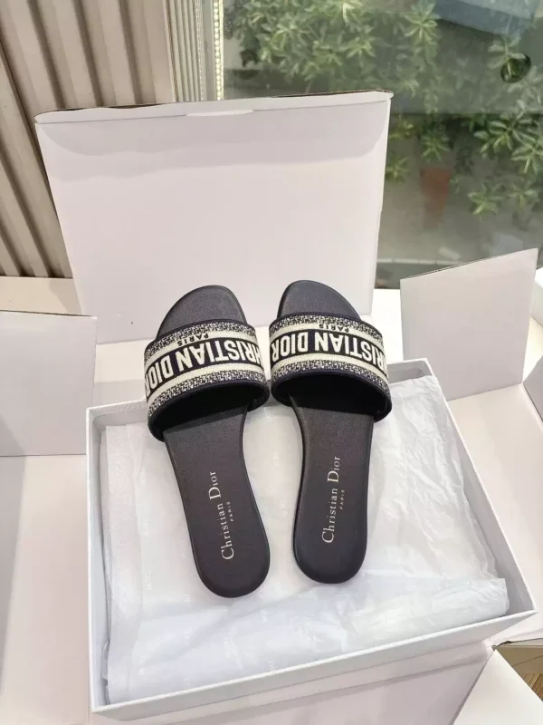 Dior Slippers - SD39