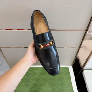 Gucci Leather Loafers - GL41