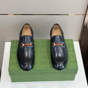 Gucci Leather Loafers - GL41