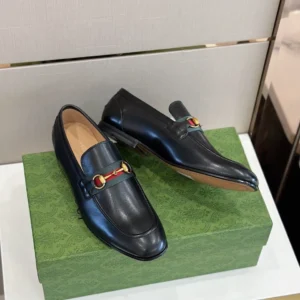 Gucci Leather Loafers - GL41