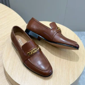Gucci Men's Leather Loafers With Interlocking G In Brown - GL29