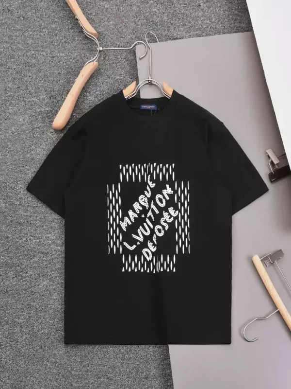 Louis Vuitton Embroidered Signature Cotton T-Shirt in Black - LT129
