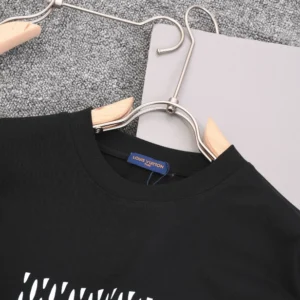 Louis Vuitton Embroidered Signature Cotton T-Shirt in Black - LT129