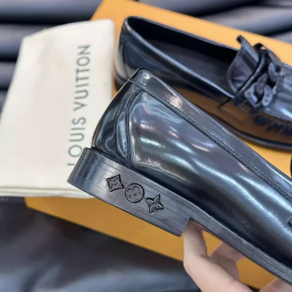 Louis Vuitton Loafers In Black - LL55