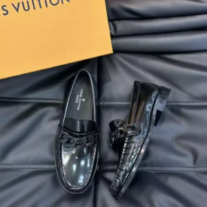 Louis Vuitton Loafers In Black - LL55